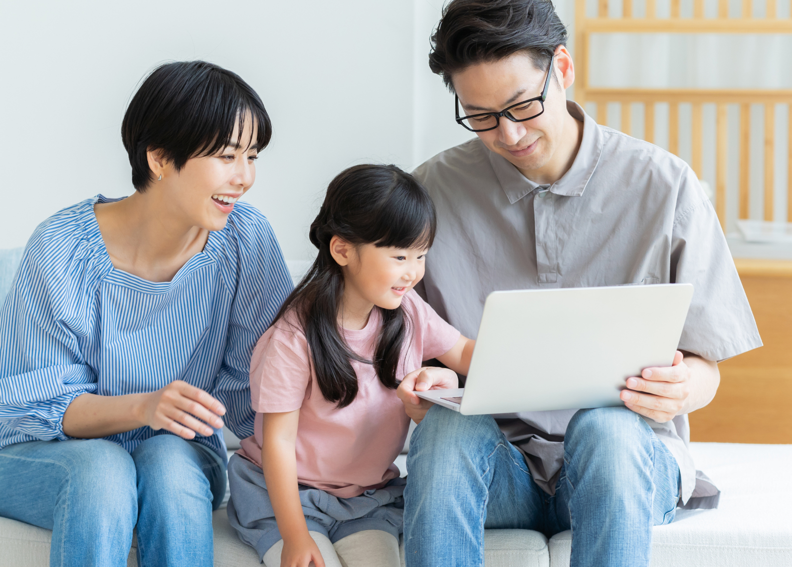 オンライン相談を利用する家族
