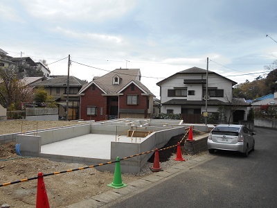 大磯町の注文住宅　ビルトインガレージの家【Y様邸】基礎工事完成