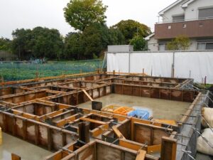 秦野　注文住宅　基礎工事
