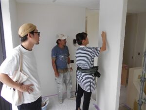 秦野　注文住宅　漆喰
