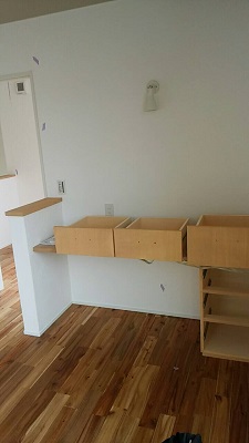 秦野市の注文住宅　軽量コンクリートALCパネル採用の外壁の家【M様邸】仕上げ工事