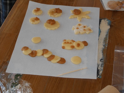 クッキー作り&デコパージュビン教室