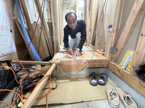 川崎市の注文住宅　断熱等級5の狭小3階建ての家【M様邸】大工工事