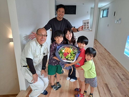川崎市の注文住宅　断熱等級5の狭小3階建ての家【M様邸】祝お引渡し